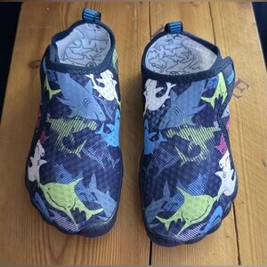 NWOT Shark Adventure Kids Water Shoes